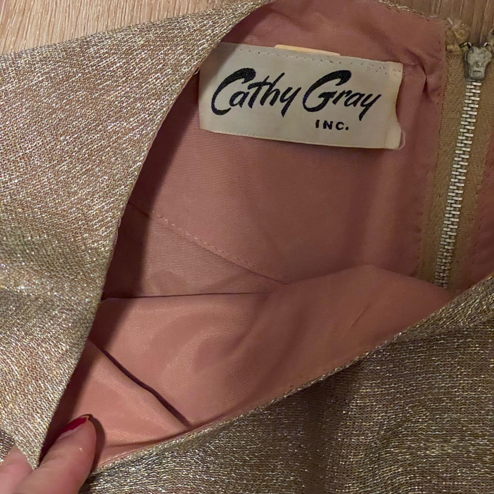 1950’s VTG bombshell Cathy Gray Gold Lurex cocktail Wiggle dress & bolero Set S - Picture 6 of 17